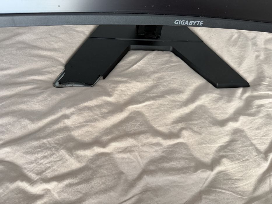 Gigabyte G34WQC-EK
