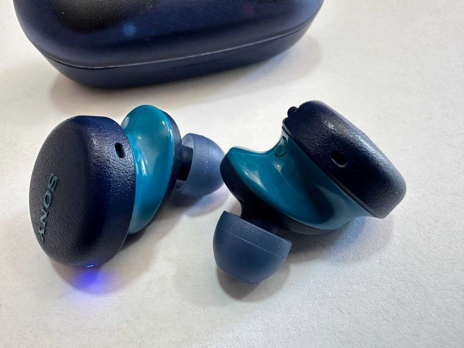 Безжични слушалки Sony - WF-XB700