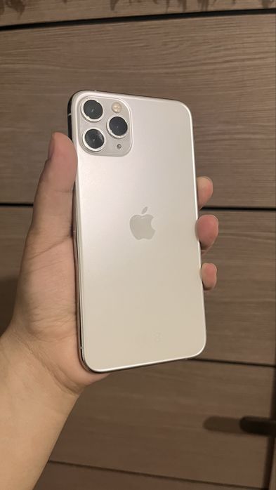 Продам айфон 11 про без коробки
