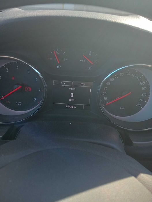 Vând Opel Astra k benzină