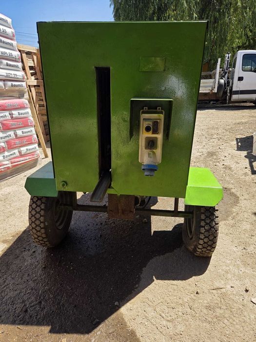 Masina de curata panouri