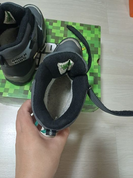 Продам обувь для мальчика зима , осень