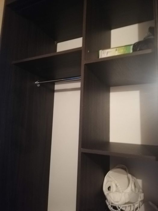 Продам купейный шкаф