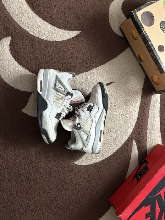 Jordan 4 White Cement