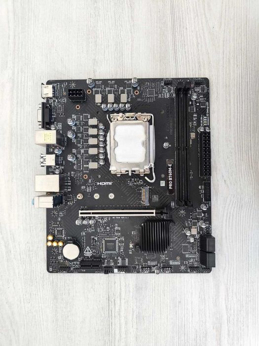 MSI PRO B760-P (DDR5) — Отличное состояние Материнской платы