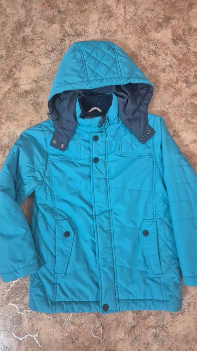 Куртки на мальчика  7-8 лет