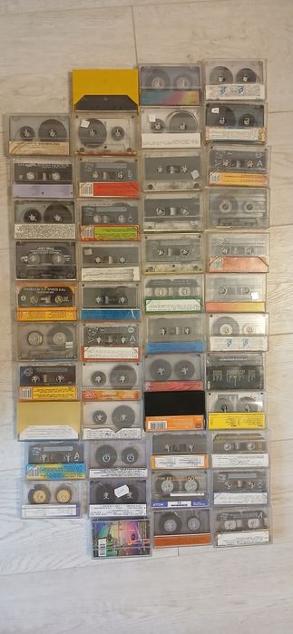 Lot 75 de casete Audio