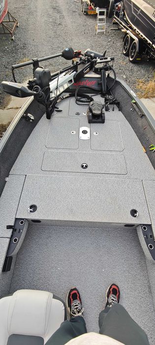 Barca Finval Rangy 510, motor Suzuki 60hp tiller si peridoc 750kg