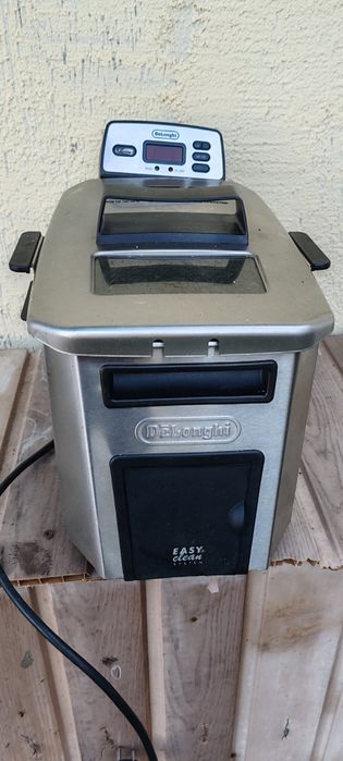 friteuza delonghi f24518cz digital