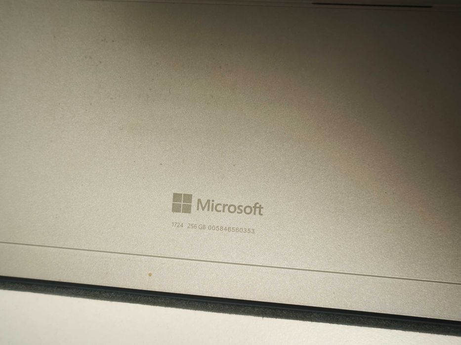 laptop tableta 2in1 microsoft surface Pro 4 i7 6650u 8hn 256gb 2k