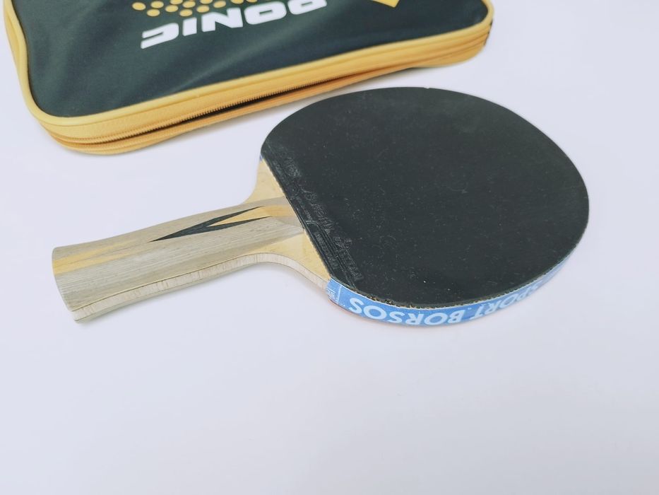 Paleta de tenis de masa profesionala personalizata, husa Donic, maner lemn tsp balsa 6,5 offensive