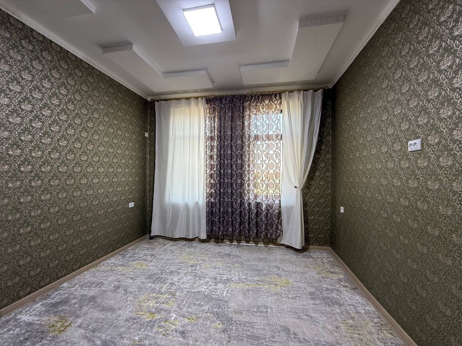 #a649 Tayyor 2.7 sotiqli uchaska sotiladi