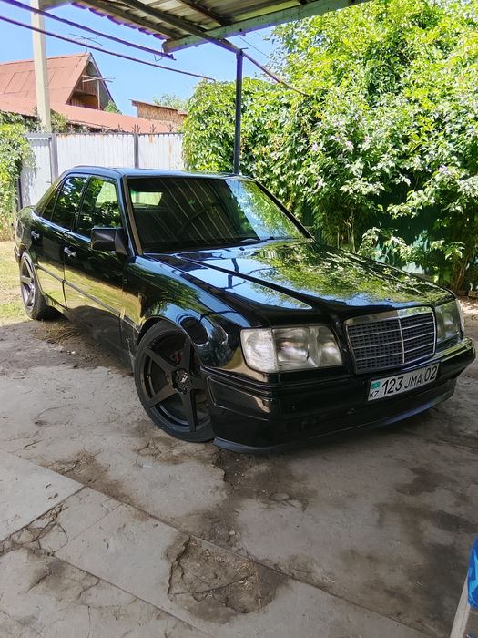 Продам  Мерседес Е320