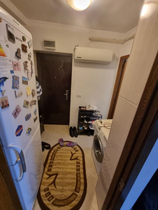 vand apartament 2 camere