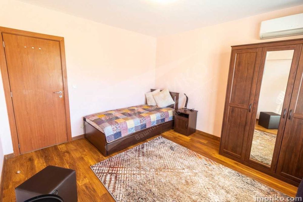 Дава се под наем Тристаен апартамент в София, Дървеница - 95 кв.м за 765 € - Снимка #12