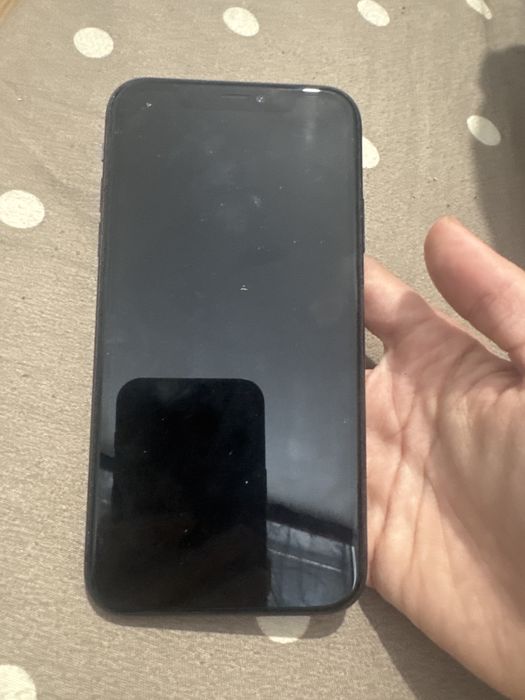Iphone 11 64gb използван