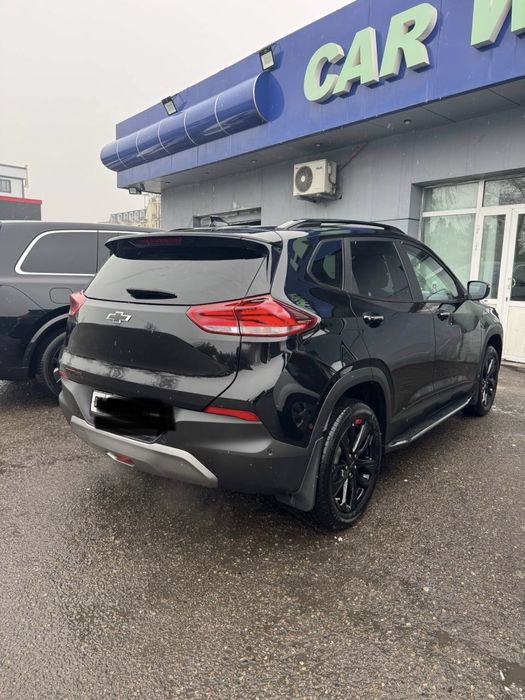 Tracker 2025 redline