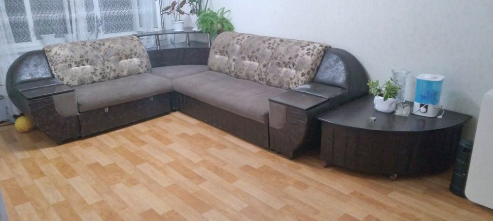 Продам Диван угловой