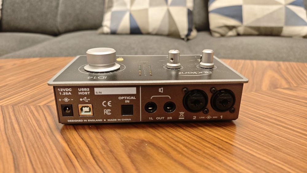 Audient iD14 аудио интерфейс