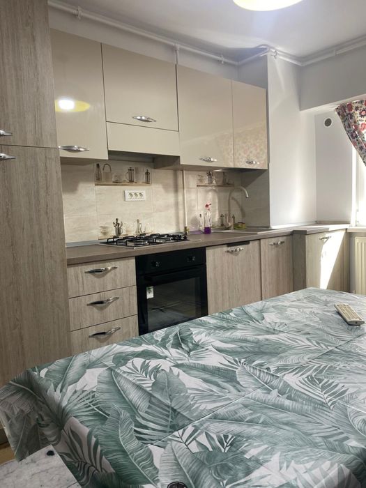 2 camere nou utilat mobilat - vedere Port