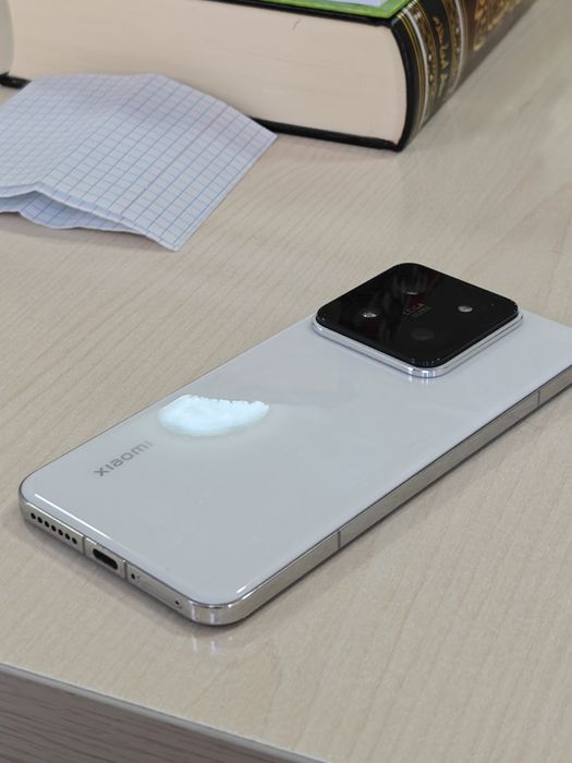 Xiaomi 14 pro 12/256 China