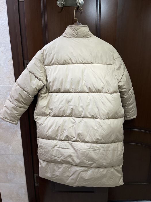 Пуховик, длинная куртка на запах. Размер М (большемерит)