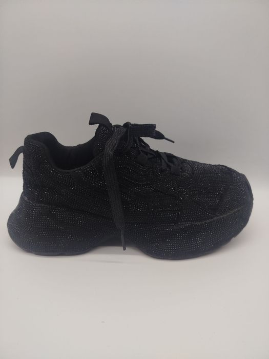 Кроссовки женские 39 размер