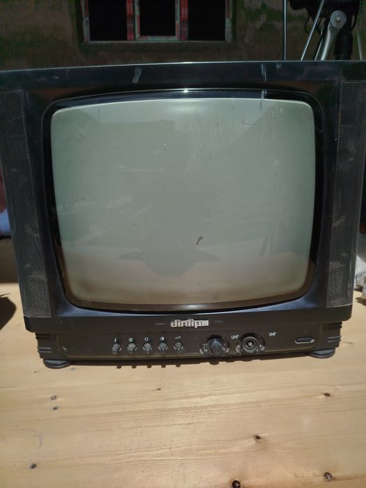 Jenpi televizor sotiladi