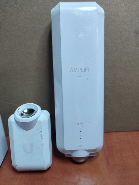 Sistem Wi-Fi Mesh UBIQUITI AmpliF HD Dual-band Gigabit MU-MIMO Touch