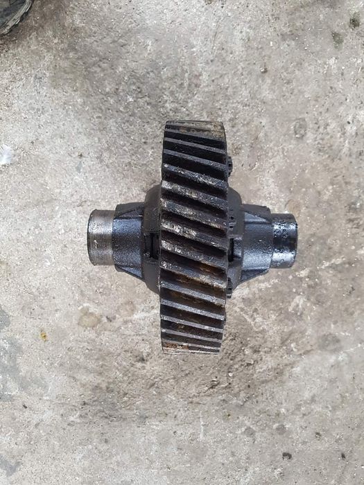 Vând grup conic/diferențial pentru Sr113