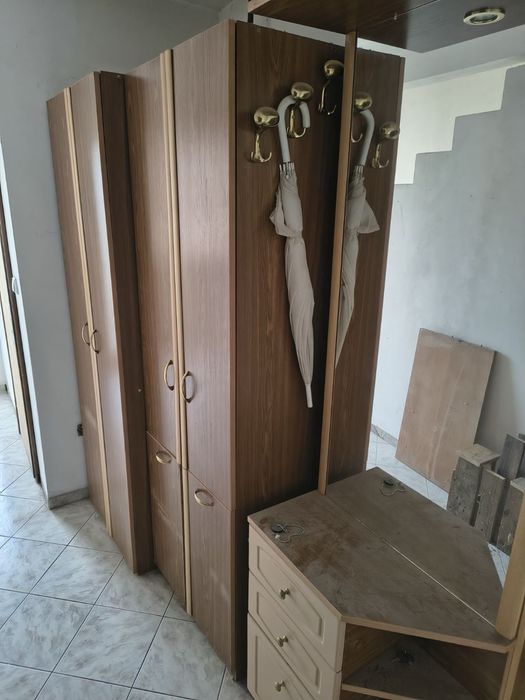 Портманто за антре с отделение за обувки и огледало