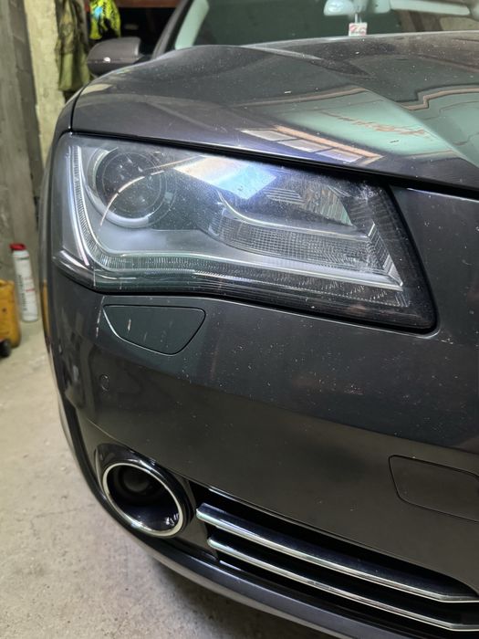 Фарове Audi a8 d4