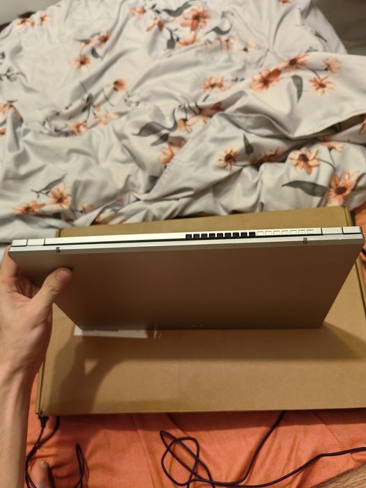 Laptop accer AG15-42P