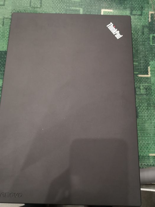 Vând laptop T470