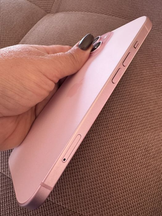 iPhone 15 128gb  розов