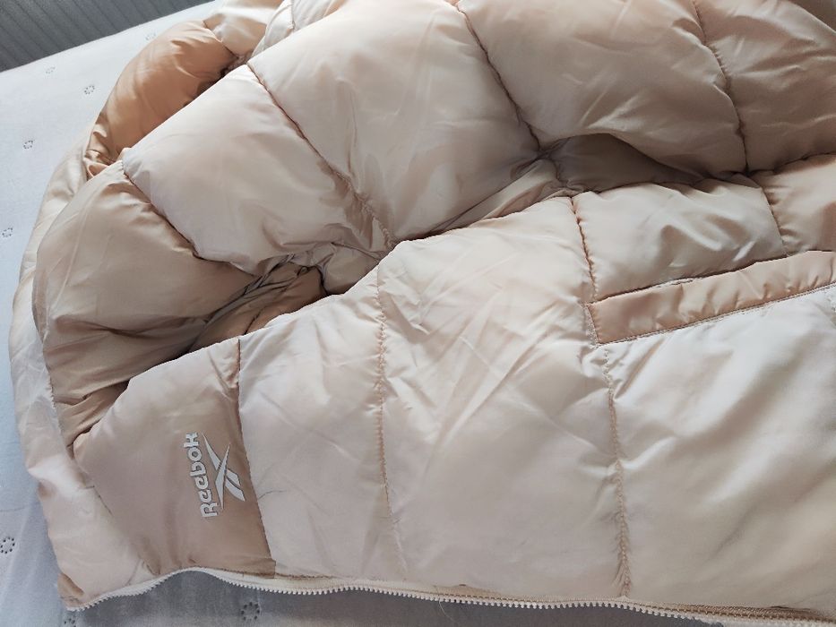 Страхотно двулицево яке Reebok