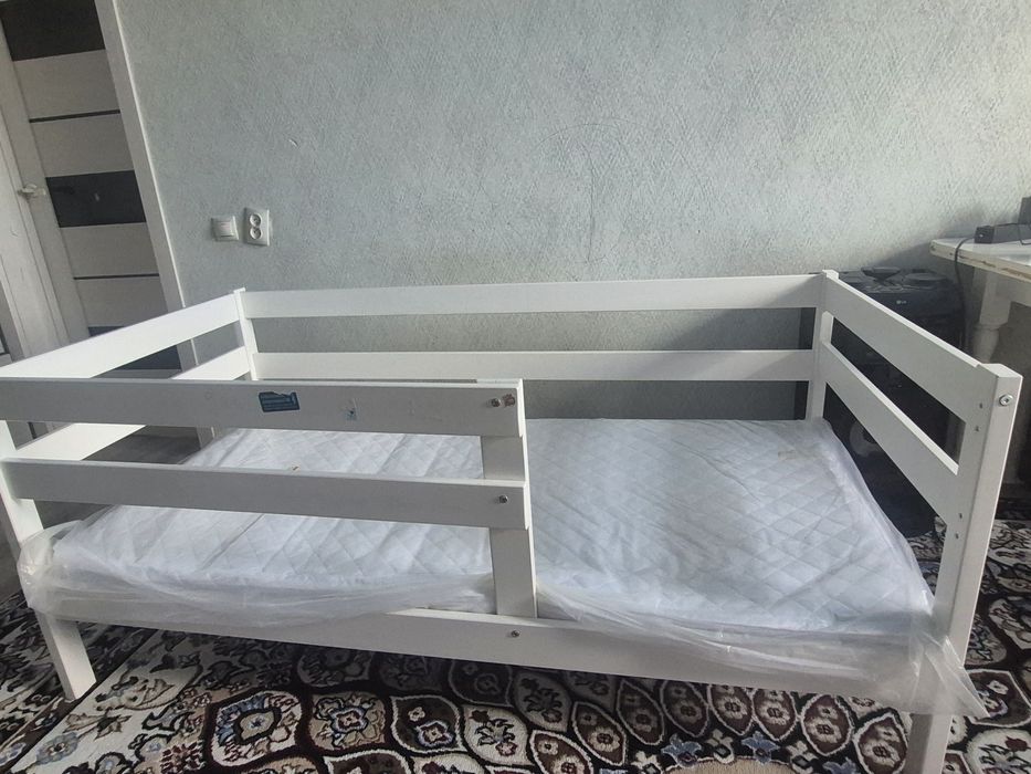 детские кроватки