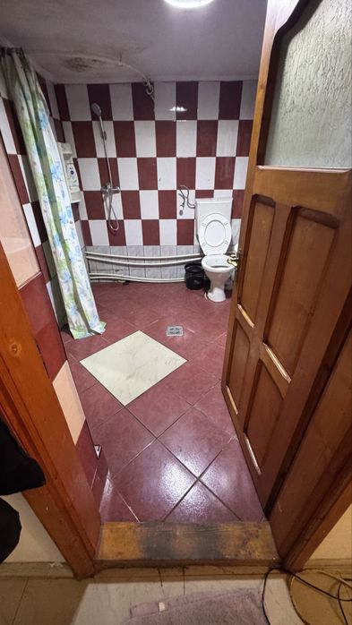 Casa Romanesti, Craiova, 3 camere, sala, baie, bucatarie