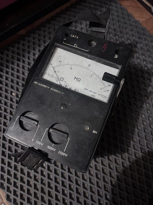 Продам мегаомметр ЭС0202/2-Г