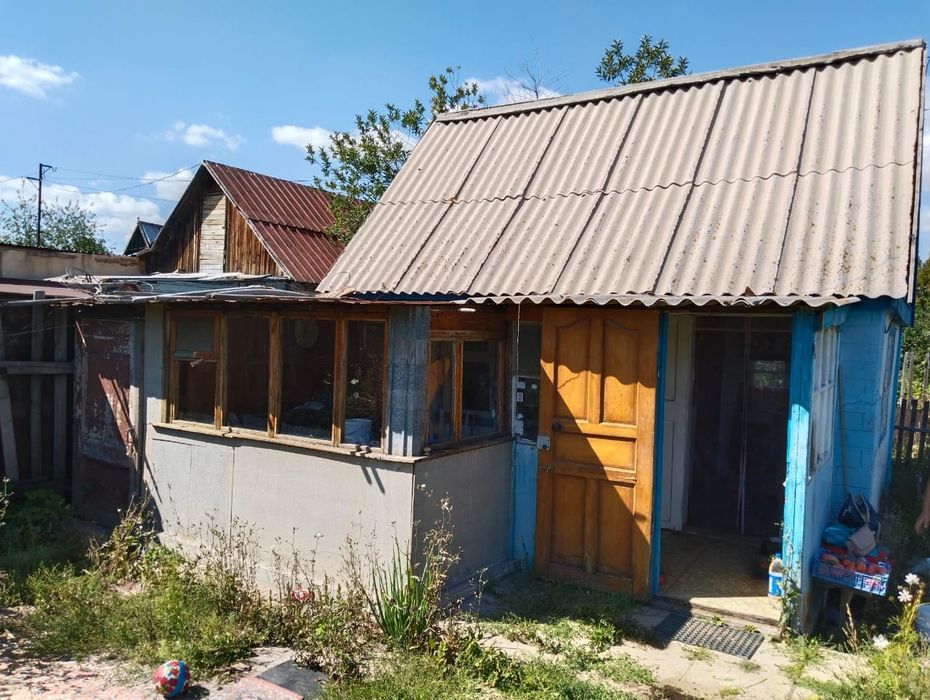 Продаю дачу на правом берегу