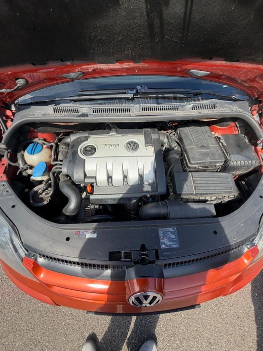 Vând wolsvagen golf 5 plus