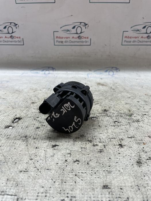pompa apa mercedes c-class w205/s205 break  2.2 motorina 2015