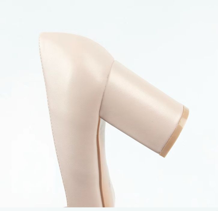 Бежевые туфли RIOFIORE