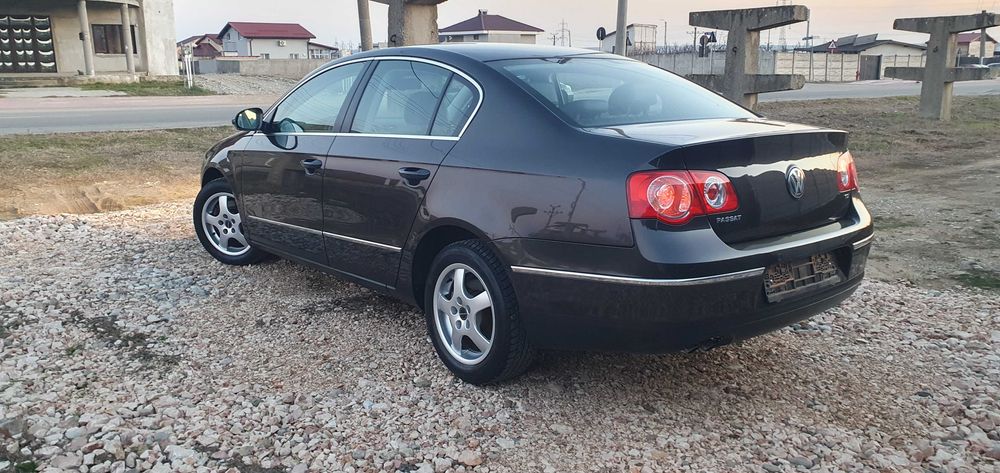 Vw Passat 1.9 TDI -146100 Km Reali ***Piele+ Navigatie***
