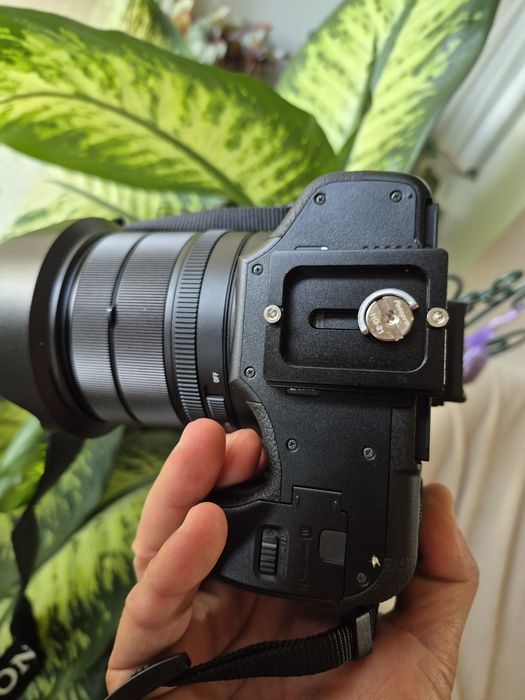 Aparat foto Sony RX10 MK IV