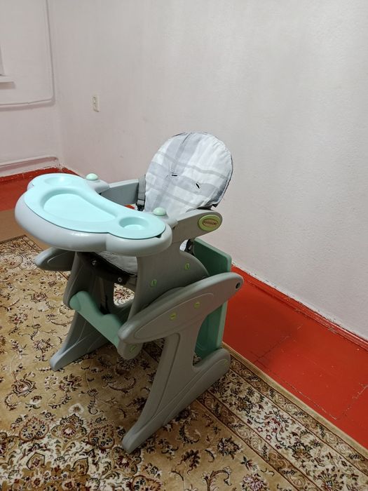 Стульчик для кормления транформер