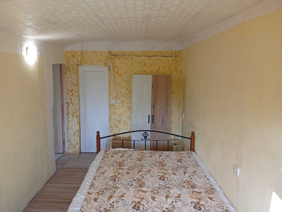 Дава се под наем Двустаен апартамент в София, Бенковски - 55 кв.м за 382.5 € - Снимка #2