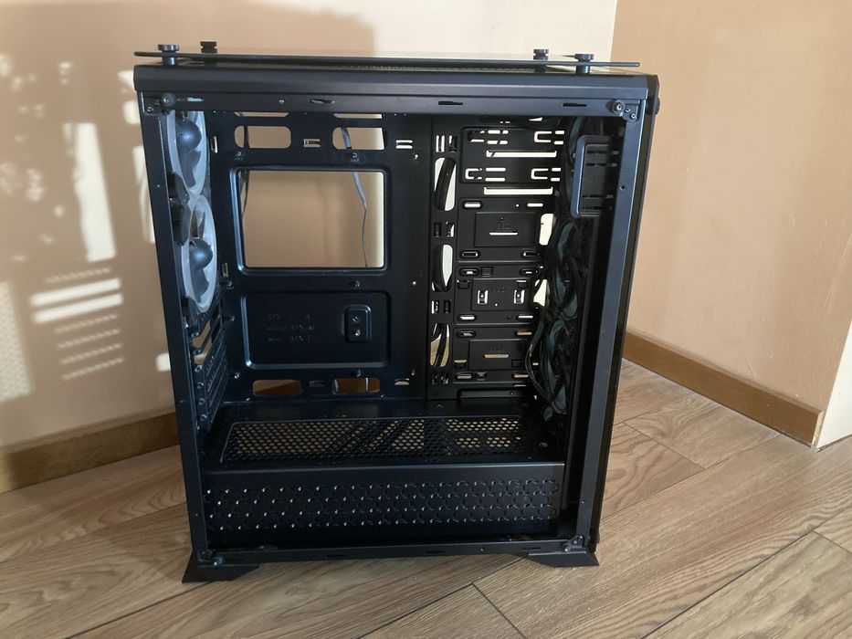 URGENT Carcasă PC Redragon Ironhide  9 ventilatoare