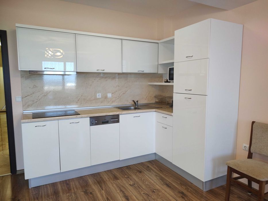 Продава се Тристаен апартамент в с. Шкорпиловци, Област Варна - 123 кв.м за 1318 €/кв.м - Снимка #4