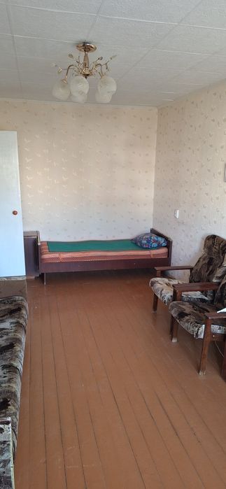 Продам 1 комн., 13 мкр., 3этаж.